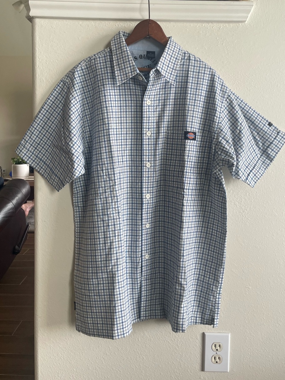 Dickies Short-Sleeve Plaid Button-Up Shirt